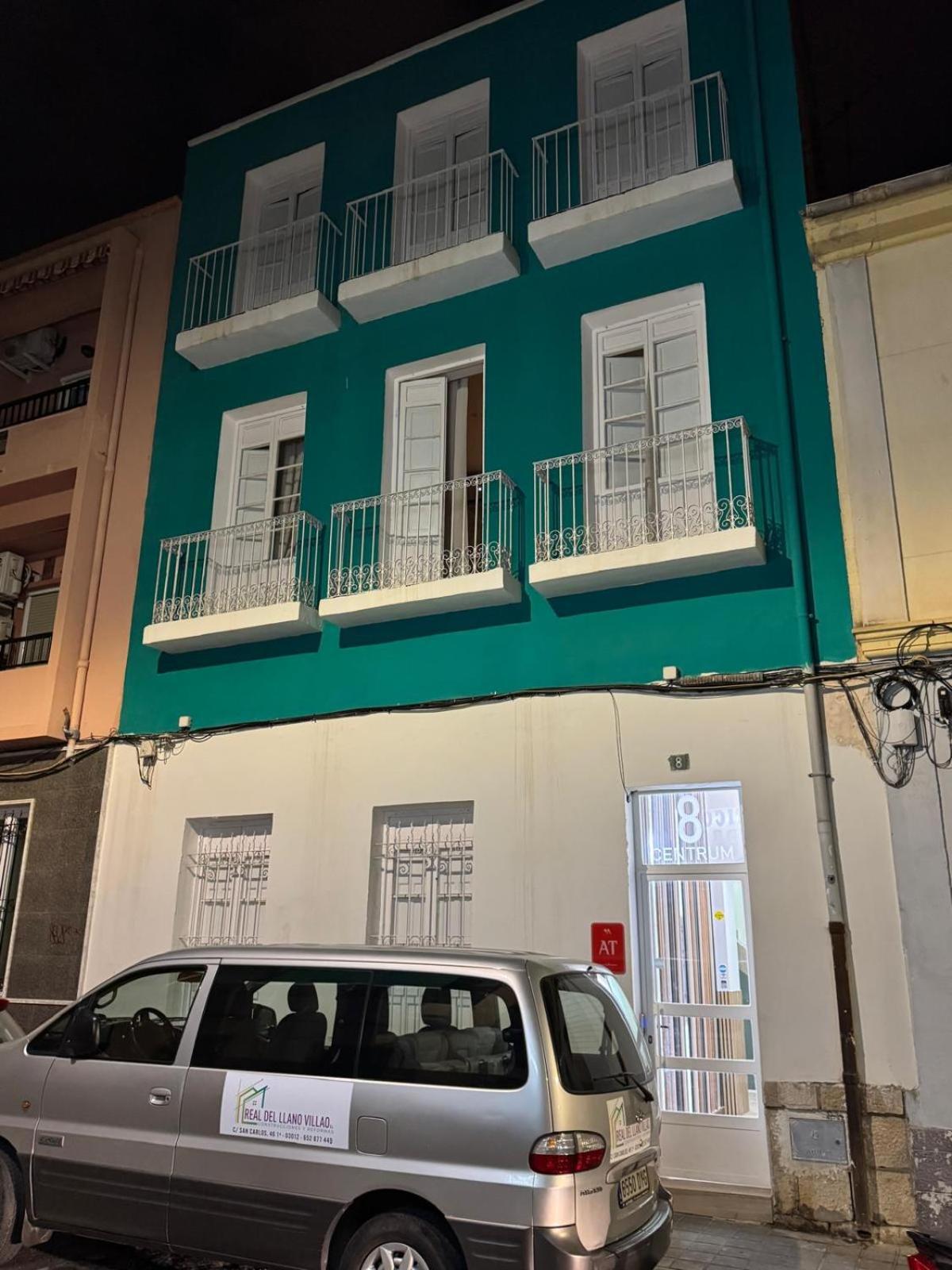 Apartment Centrum 8 *